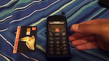 Philips PH301 Vintage Mobile Phone (Review)