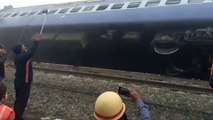 Eisenbahnwagen in Indien entgleist - Mindestens neun Tote