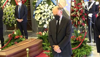 Addio a David Sassoli, da Letta a Salvini tutti i leader alla camera ardente in Campidoglio