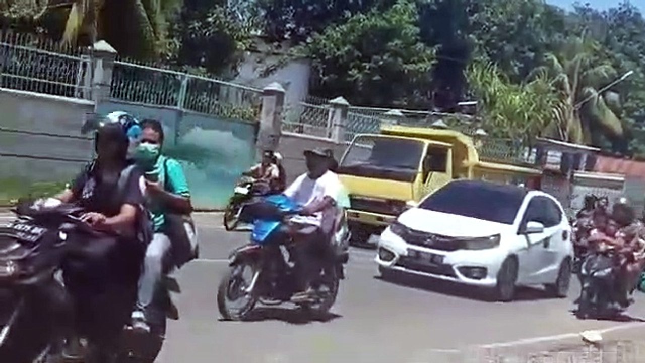 Gempa bumi terdahsat NTT
