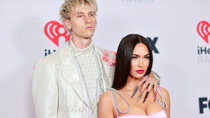 Megan Fox y Machine Gun Kelly anuncian su compromiso y que bebieron la sangre del otro