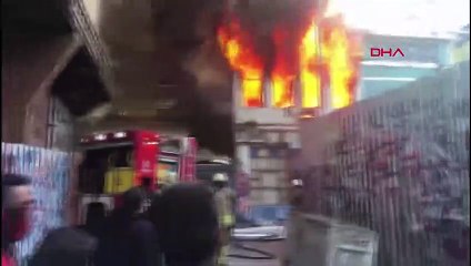 Balat'ta ünlü dizinin de çekildiği binada yangın