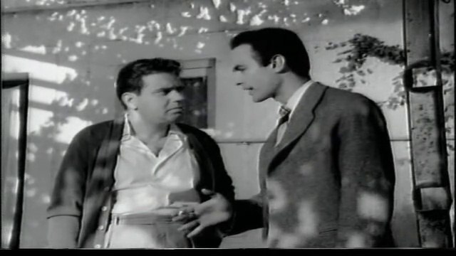 BLACK & WHITE MYRON __ '''ΤΟ ΤΡΕΛΛΟΚΟΡΙΤΣΟ''' (1ο)