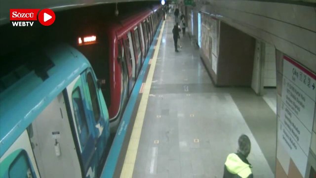 Metrodaki bıçaklı saldırganın yeni görüntüleri ortaya çıktı