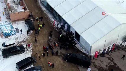 Bakan Kurum: "Hiç kimsenin şehitlerimizin kemiklerini sızlatmaya hakkı"