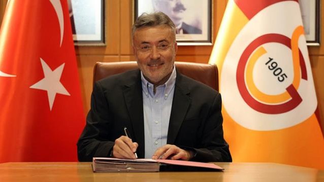 Son Dakika: Galatasaray, saat 19.05'te yeni teknik direktör Domenec Torrent ile resmi sözleşme imzaladı