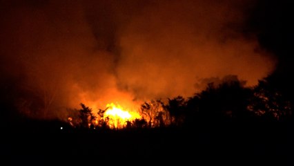 Bomberos sofocan incendio en carretera a Masaya