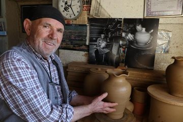 ÖMRÜNÜN 67 YILINI ÇÖMLEKÇİLİĞE ADAYAN SALİM USTAYA, 'YAŞAYAN İNSAN HAZİNELERİ' ÖDÜLÜ