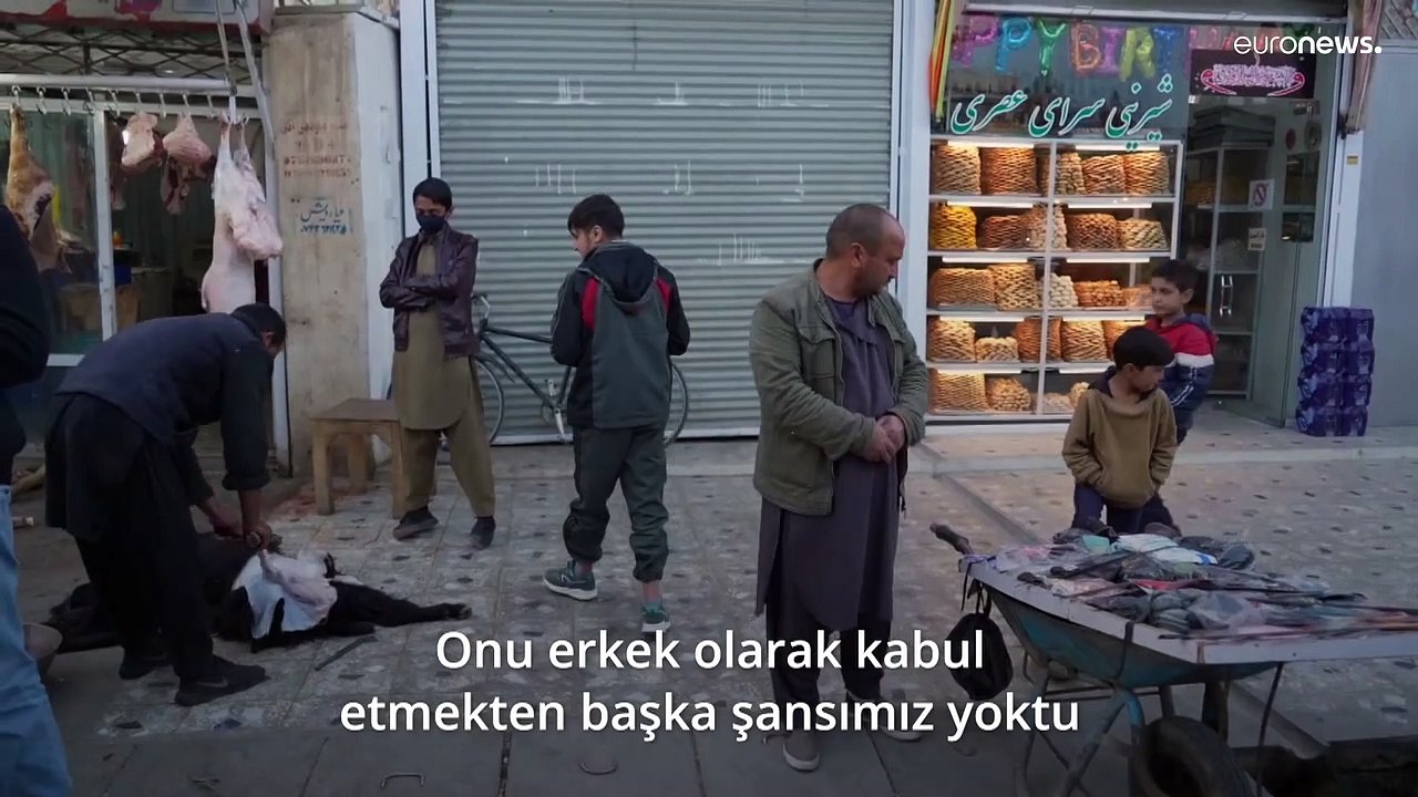 Baça Poş: Afganistan'da erkek gibi yetiştirilen Sanem ve Naciye'nin hikayesi