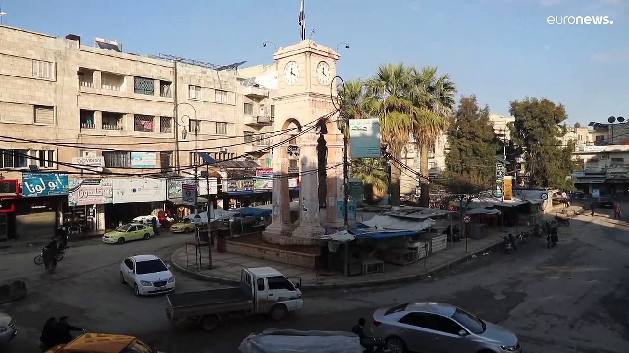 شاهد كيف استقبل السوريون في إدلب إدانة ضابط ساب...