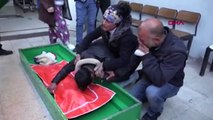 Minik Ayşenur'un babası kızının cenazesine kapanık gözyaşı döktü