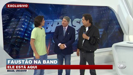 Faustão invade Brasil Urgente e bate um papo com Datena sobre a estreia do programa e dá detalhes sobre os novos quadros. João, o filho do Faustão, também participa da conversa.Faustão na Band estreia dia 17 de janeiro às 20h30.