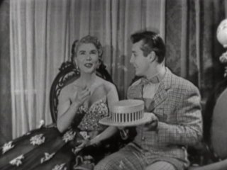 Mindy Carson - Cuddle Up A Little Closer (Live On The Ed Sullivan Show, May 23, 1954)