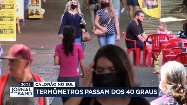 A região Sul está sofrendo com o calor. Em Foz do Iguaçu, a sensação térmica deve passar dos 45 graus.