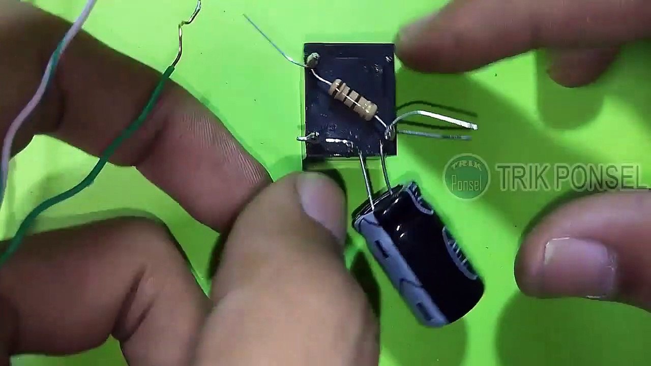 Membuat FLASHER LED sepeda motor dari RELAY 5 KAKI TRIK ID