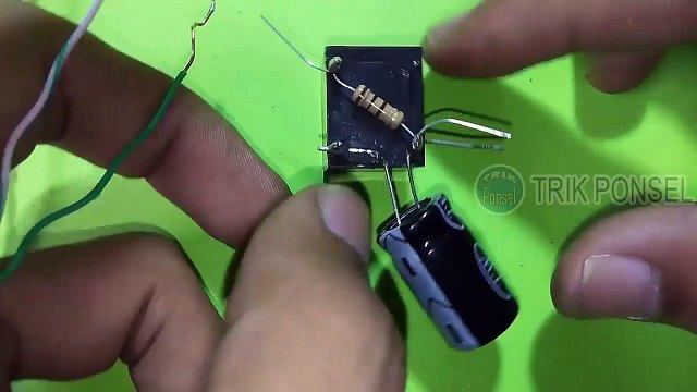 Membuat FLASHER LED sepeda motor dari RELAY 5 KAKI TRIK ID