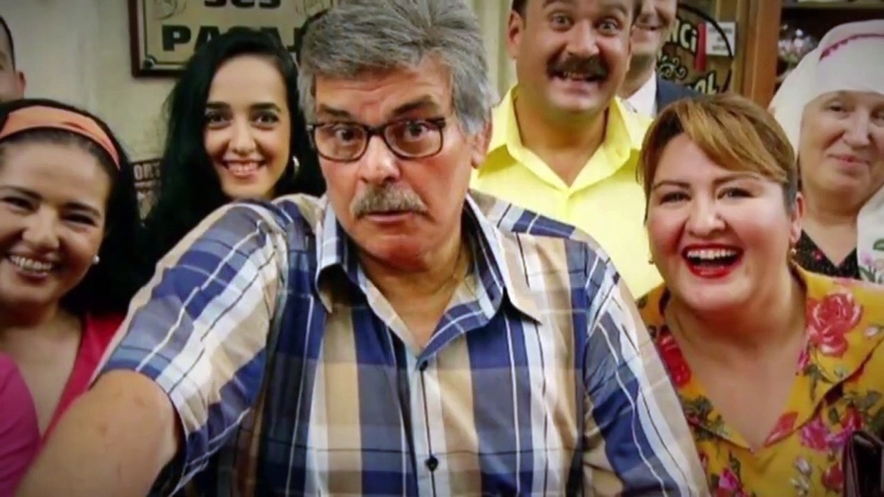 Seksenler ekibi usta oyuncu Rasim Öztekin'i unutmadı!