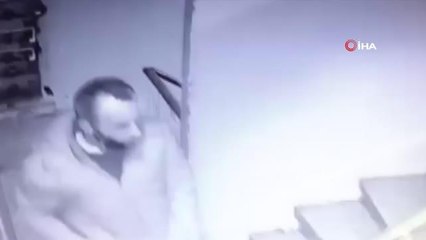 Zeytinburnu'nda evin su saatini 14 saniyede böyle çaldı