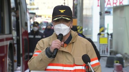 '광주 아파트 붕괴' 소방당국·현대산업개발 현장 브리핑 / YTN