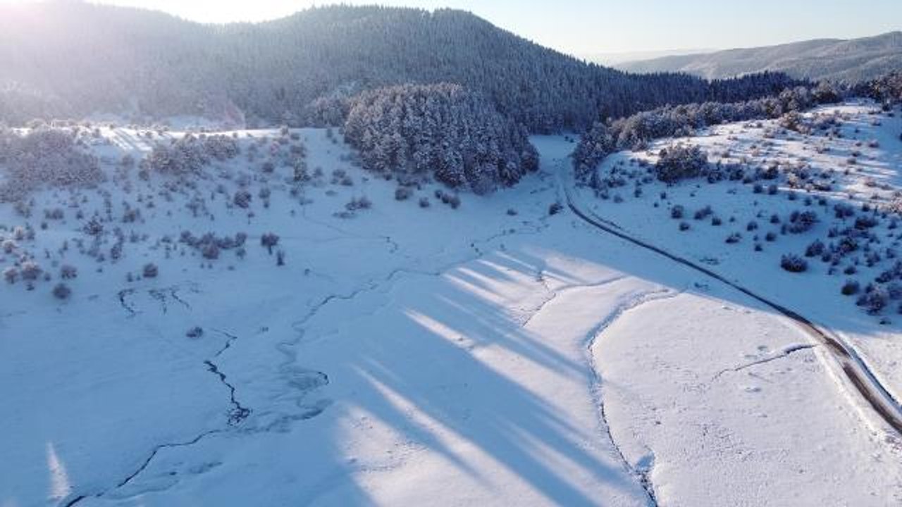 Abant'ta karla kaplı orman ve yaylalar havadan görüntülendi