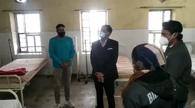 inspection of hospitals : अतिरिक्त जिला कलक्टर ने किया अस्पतालों का निरीक्षण, दिए आवश्यक दिशा निर्देश। देखे वीडियो
