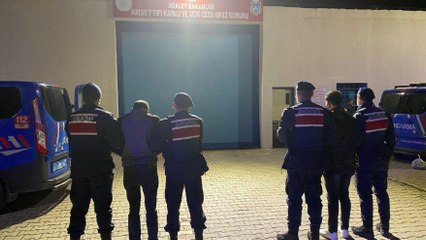 Evlerinde saldırıya uğrayan 2 kardeşin cinayet şüphelileri telefondan yakalandı