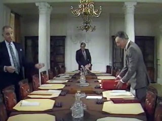 Yes, Prime Minister S02E08 - The Tangled Web
