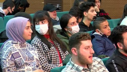 Usta isimler 'İletişim Sohbetleri'nde gençlerle buluştu