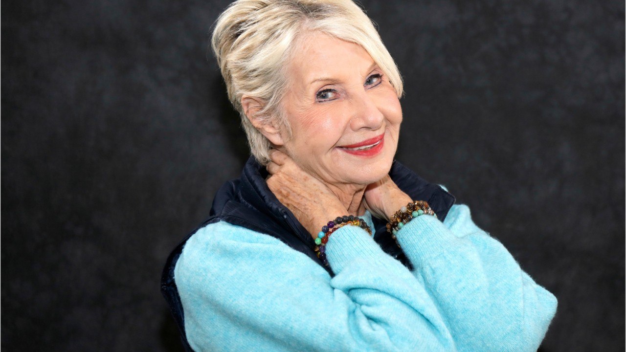 Voici - "Je ne suis ni obéissante, ni farfelue" : Danièle Gilbert donne son avis cash sur la vaccination contre le Covid-19