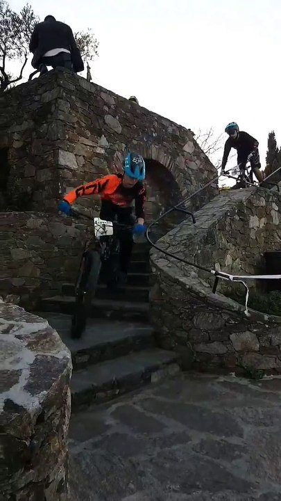 150 fous de la pédale à Gassin pour le Trophée des ruelles