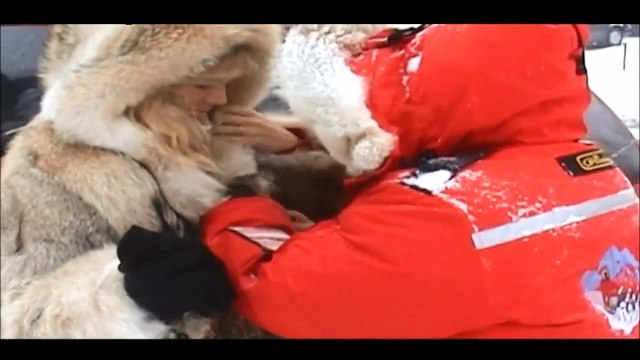 Lorie au Canada | (Lorie : Près de Vous)