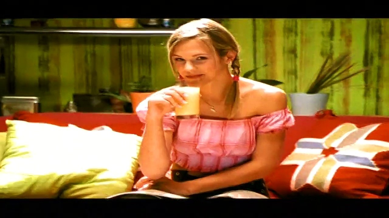 Lorie — Toute seule — (Le Clip) | (Lorie : Près de Vous)