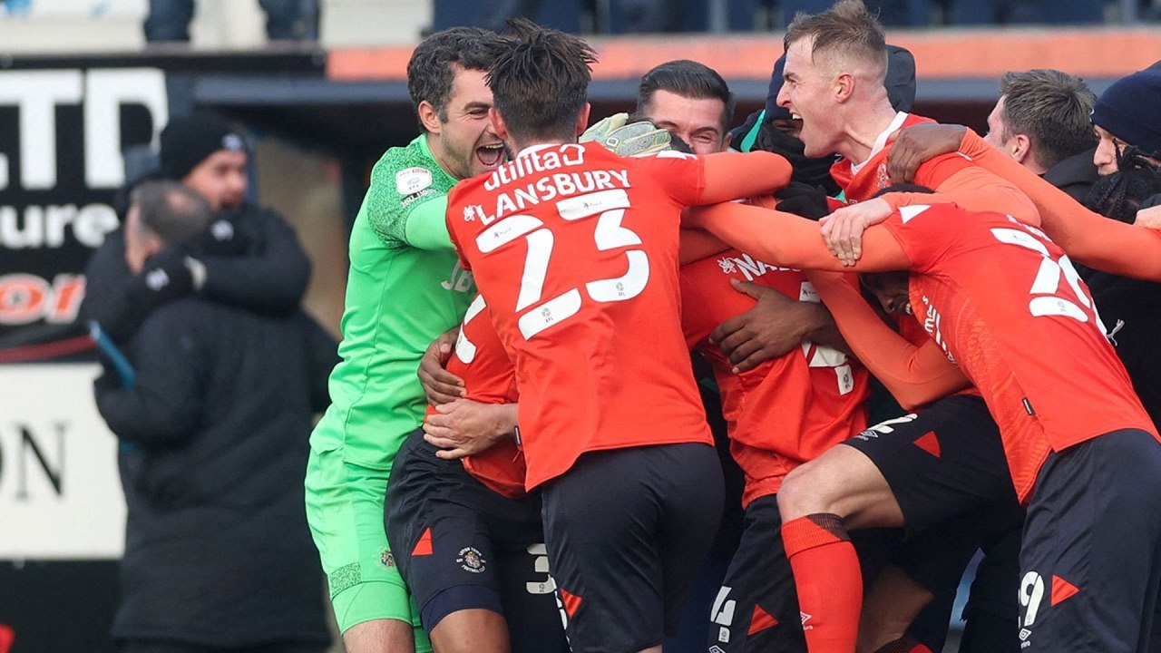 Luton Town v Bournemouth