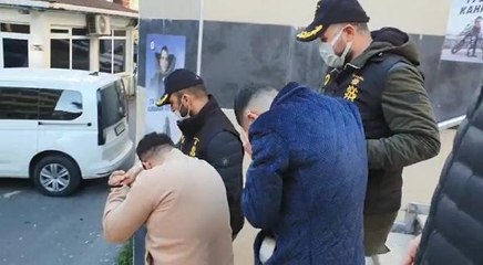 KUYUMCU KURYESİNDEN İÇİNDE 500 BİN LİRALIK ALTIN BULUNAN ÇANTASININ ÇALINMA ANI KAMERADA