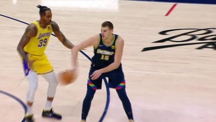 Скачать видео: Lakers destroyed by Nuggets in biggest loss of the season