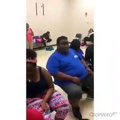 Il chante Diamond de Rihanna et c'est magnifique