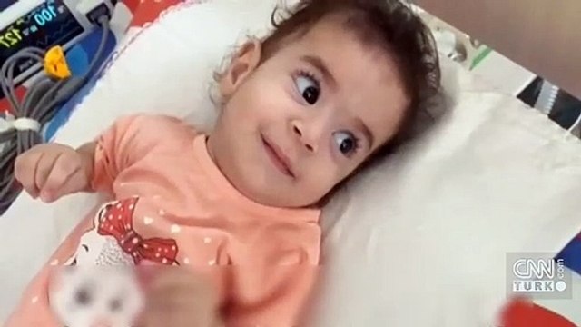 SMA'lı Zümra yardımseverlerin el uzatmasını bekliyor