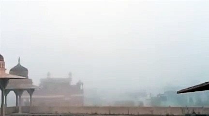 Weather alert : दिनभर बादलों की ओट में रहे सूर्यदेव तो ठिठुर उठे लोग, अलाव बना सहारा। देखे वीडियो