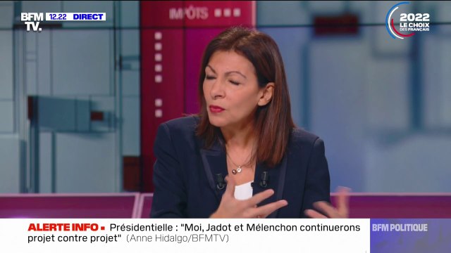 Anne Hidalgo soutient la manifestation des enseignants, qui en ont ras-le-bol d'être ballotés avec des protocoles