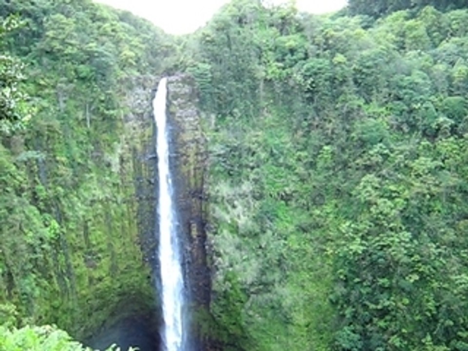 Akaka falls