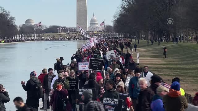 WASHINGTON - ABD'nin başkenti Washington'da Kovid-19 aşısı zorunluluğu protesto edildi