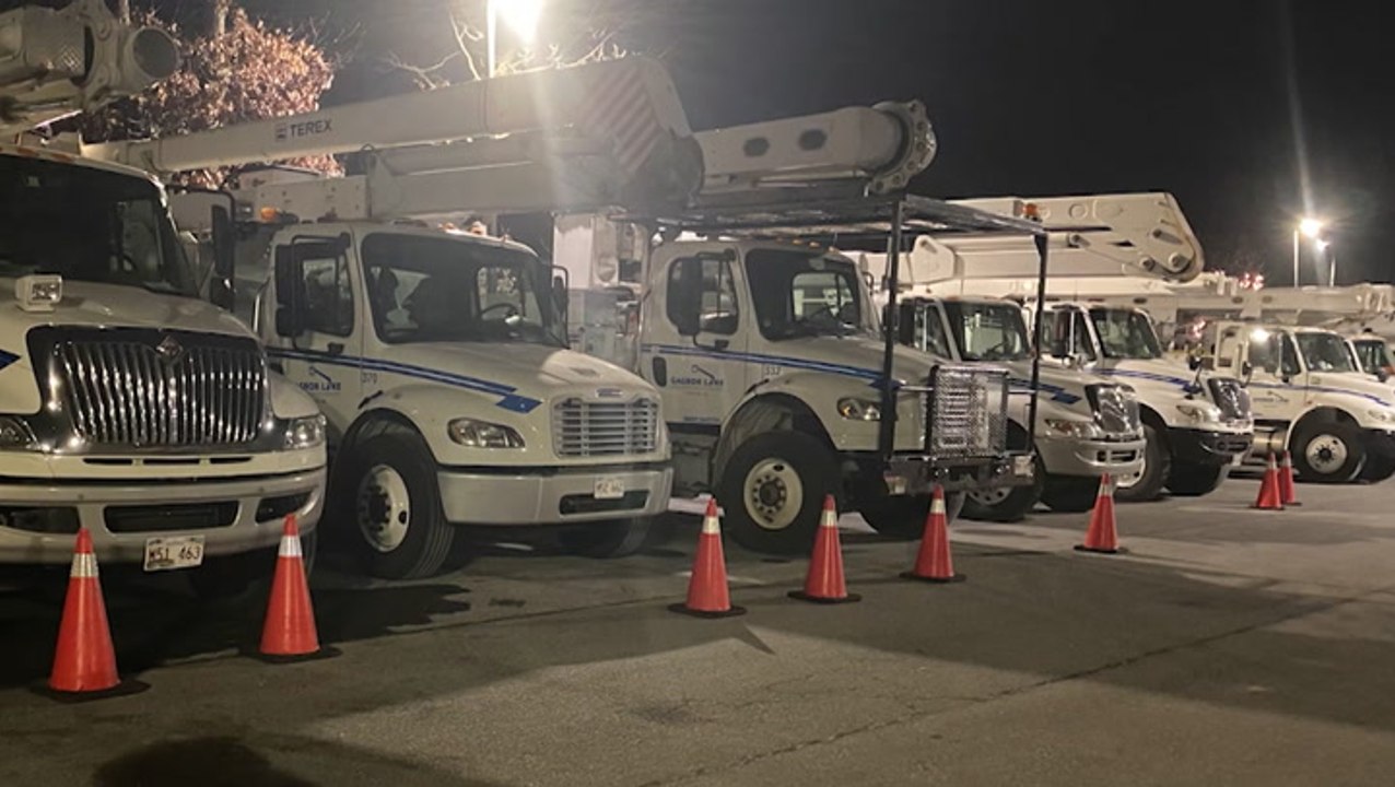 Power crews on standby for damaging winds in Massachusetts