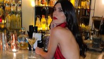 Sinan Akçıl ile ikinci kez boşanma kararı alan Burcu Kıratlı, kırmızı elbiseli pozlarını paylaştı