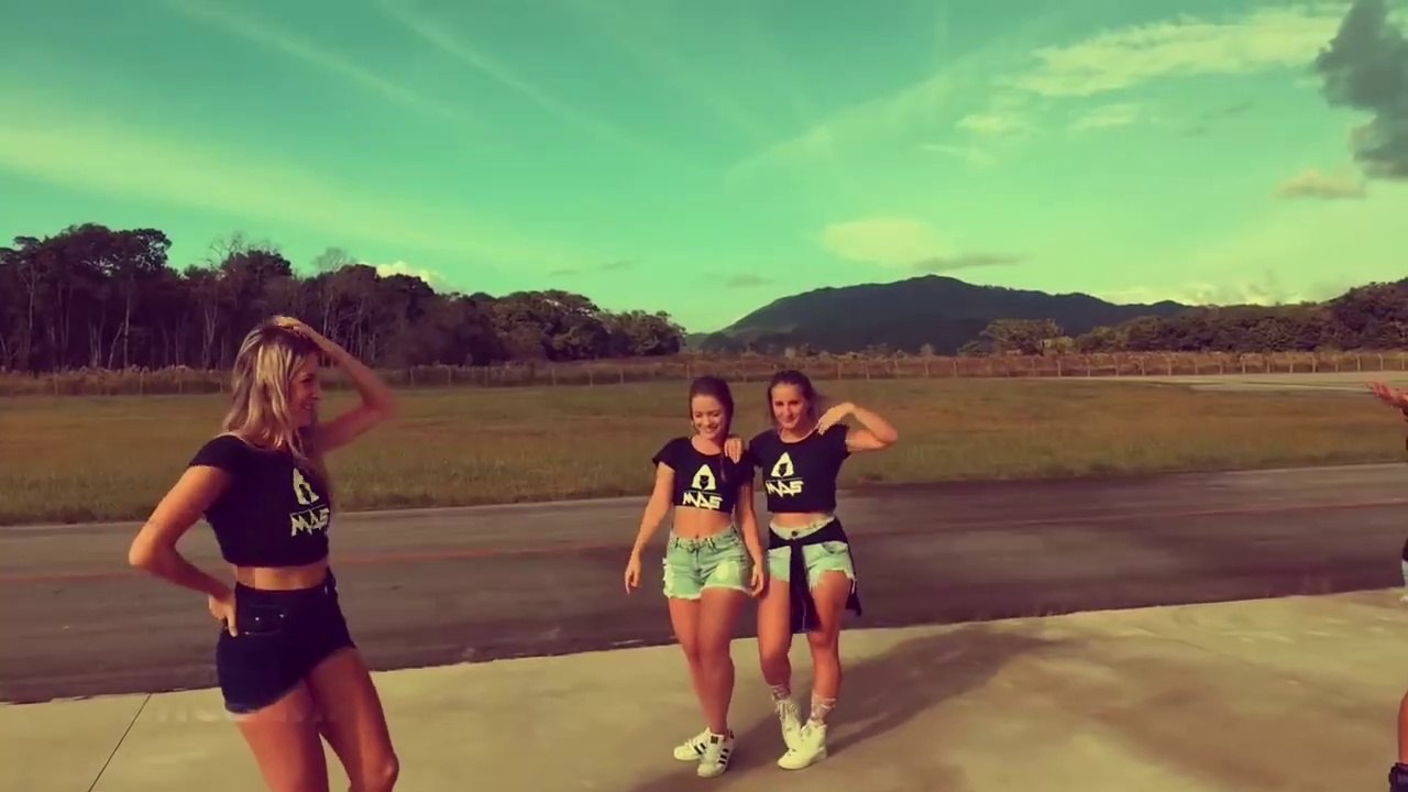 Despacito - Luis Fonsi (ft. Daddy Yankee) - Marlon Alves Dance MAs 2022