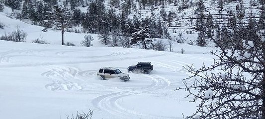 Artvin'de Off-Road tutkunları karı eğlenceye dönüştürdü