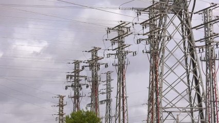 La luz sube este lunes hasta 244,67 euros/MWh, su precio más alto del año