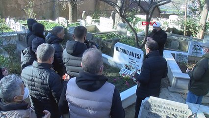 Mehmet Ali Birand mezarı başında anıldı