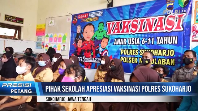 Kapolres Sukoharjo Berikan Hadiah untuk Anak yang Ikuti Vaksinasi di SDN 2 Bekonang