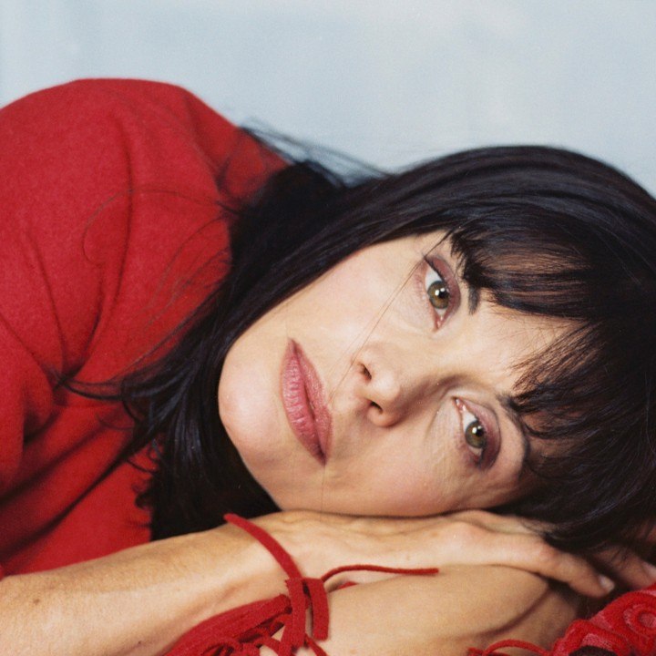 VOICI SOCIAL : Marie Trintignant : bouleversante, sa mère Nadine Trintignant évoque les derniers jours de l'actrice