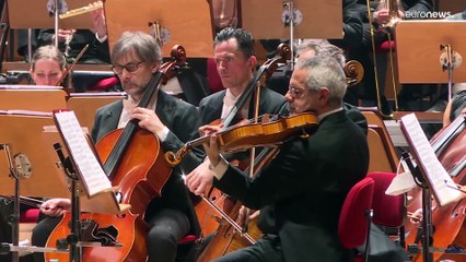 La cheffe d'orchestre ukrainienne Oksana Lyniv fait l'Histoire à Bologne